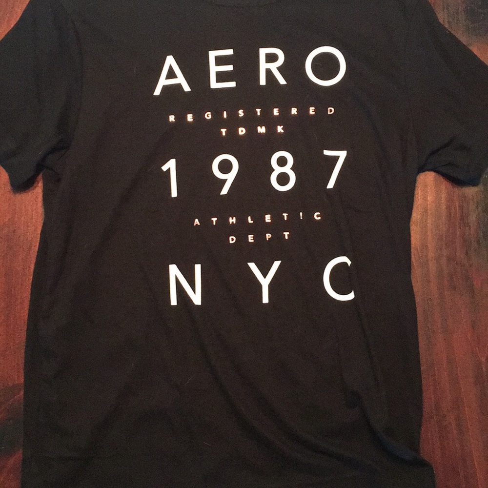 Black white rose gold Aeropostale tee